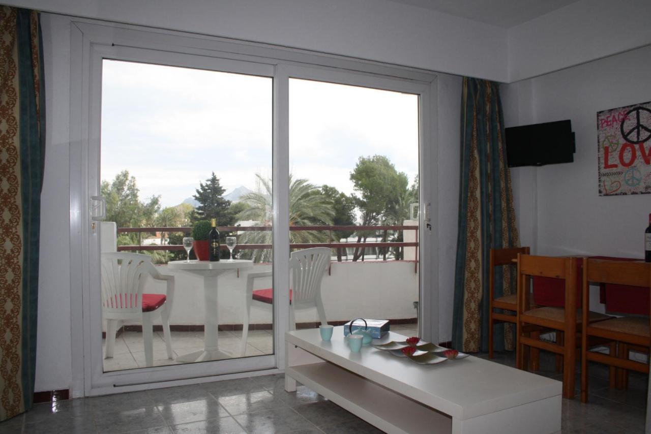 Apartamento Laura Alcudia  Bagian luar foto