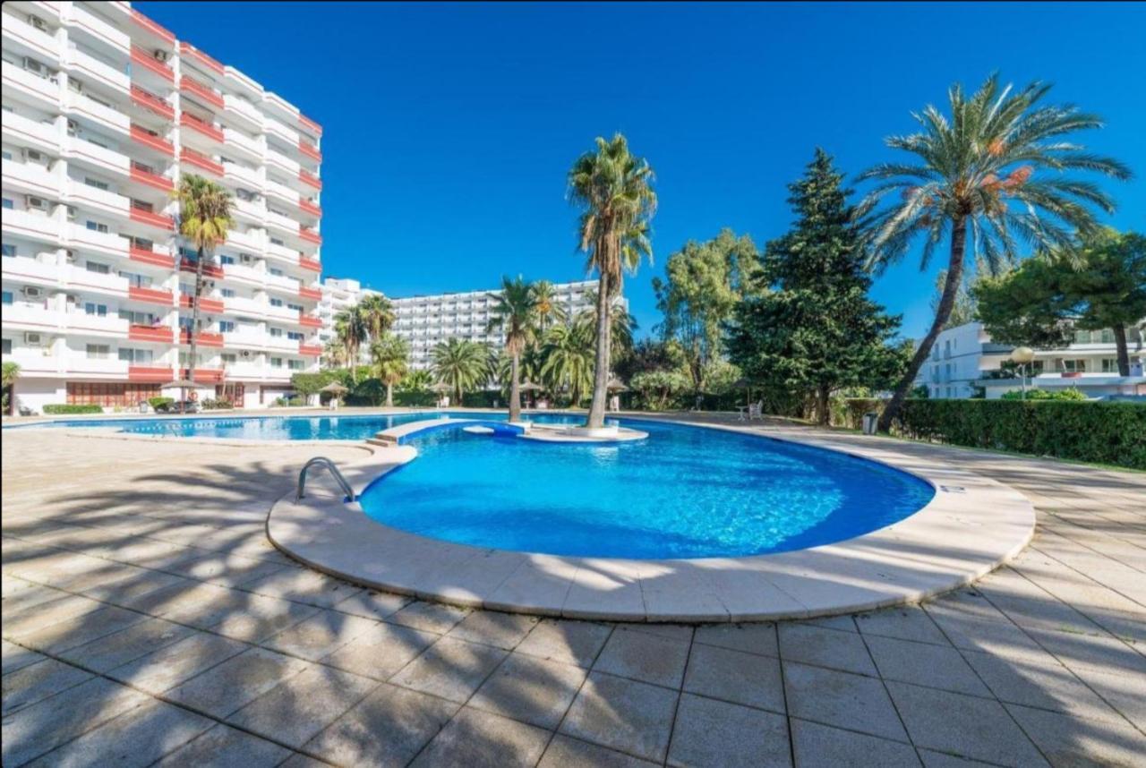 Apartamento Laura Alcudia  Bagian luar foto